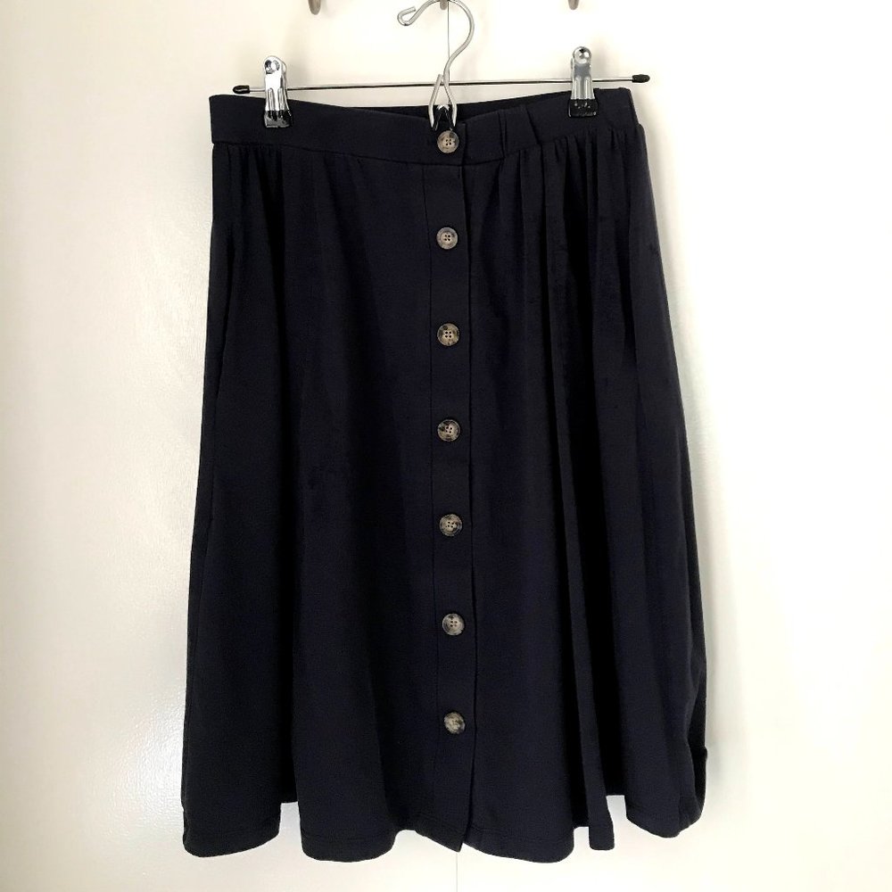Navy buttoned skirt with pockets - ethical brand!